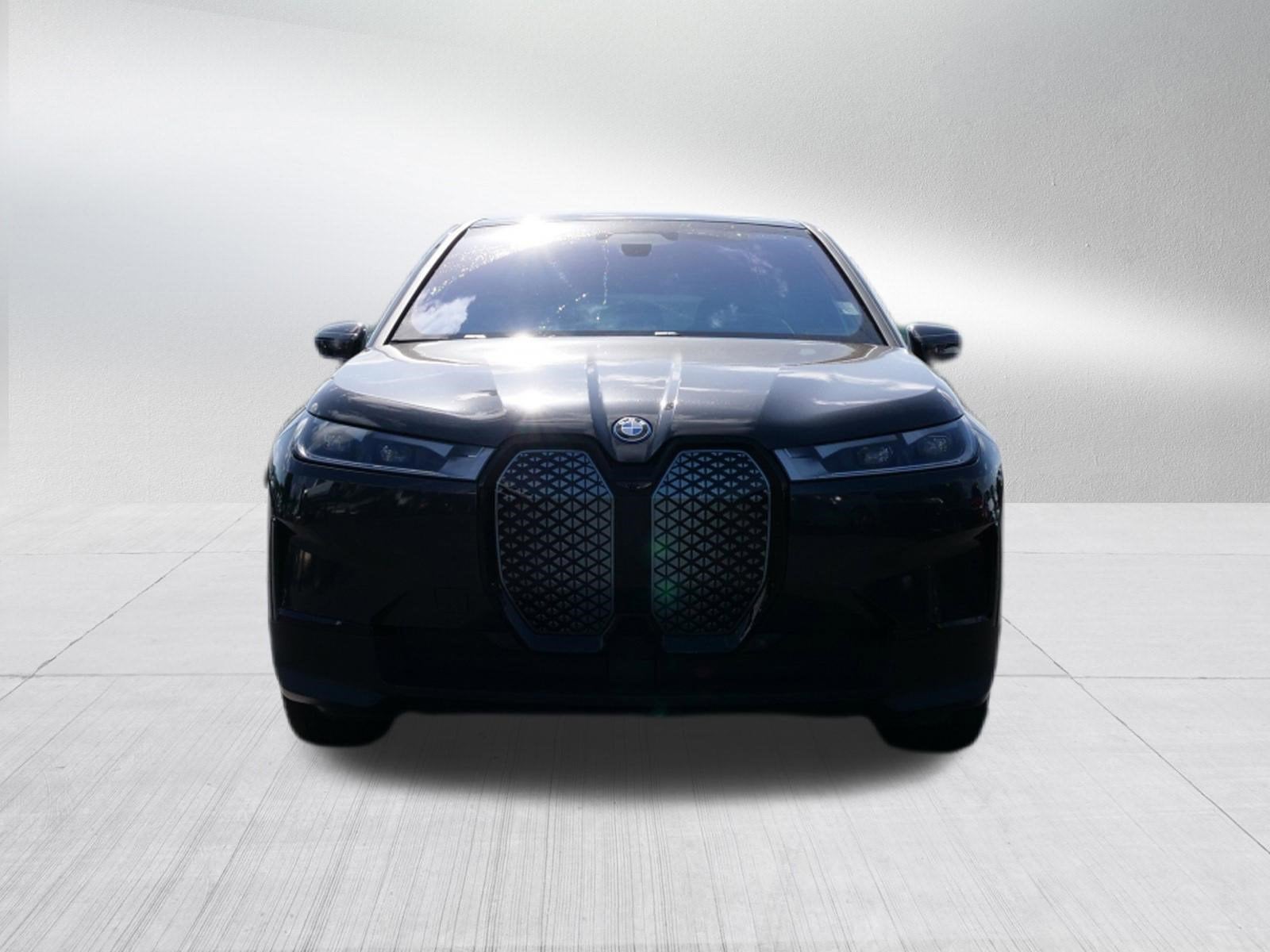 2025 BMW iX xDrive50