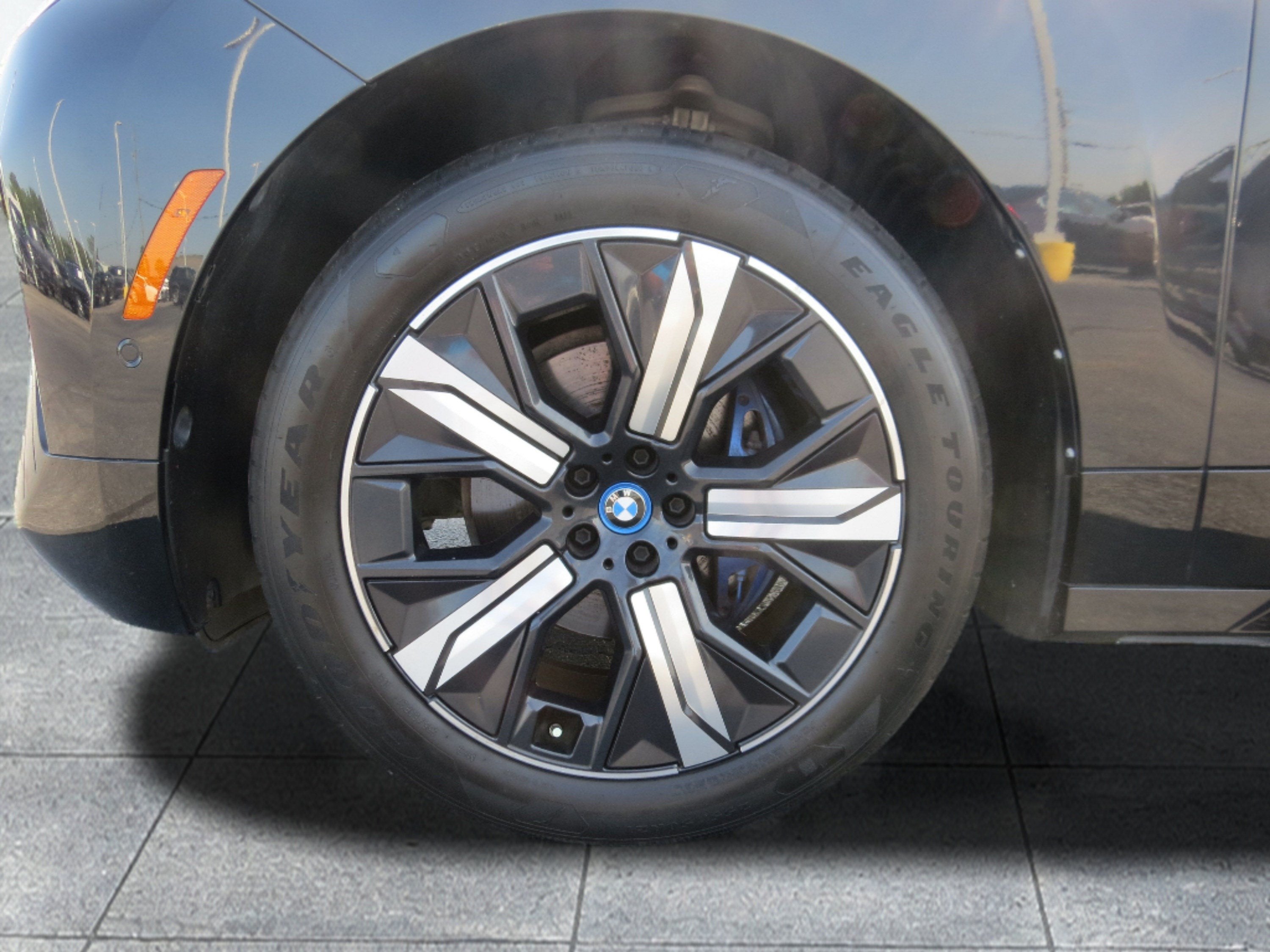 2023 BMW iX xDrive50