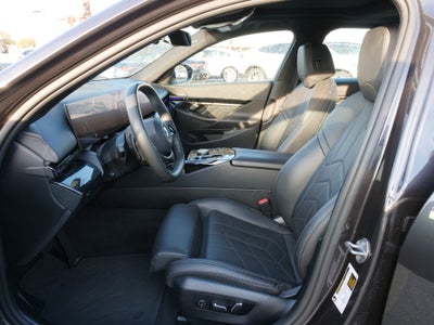 2024 BMW 5 Series 530i