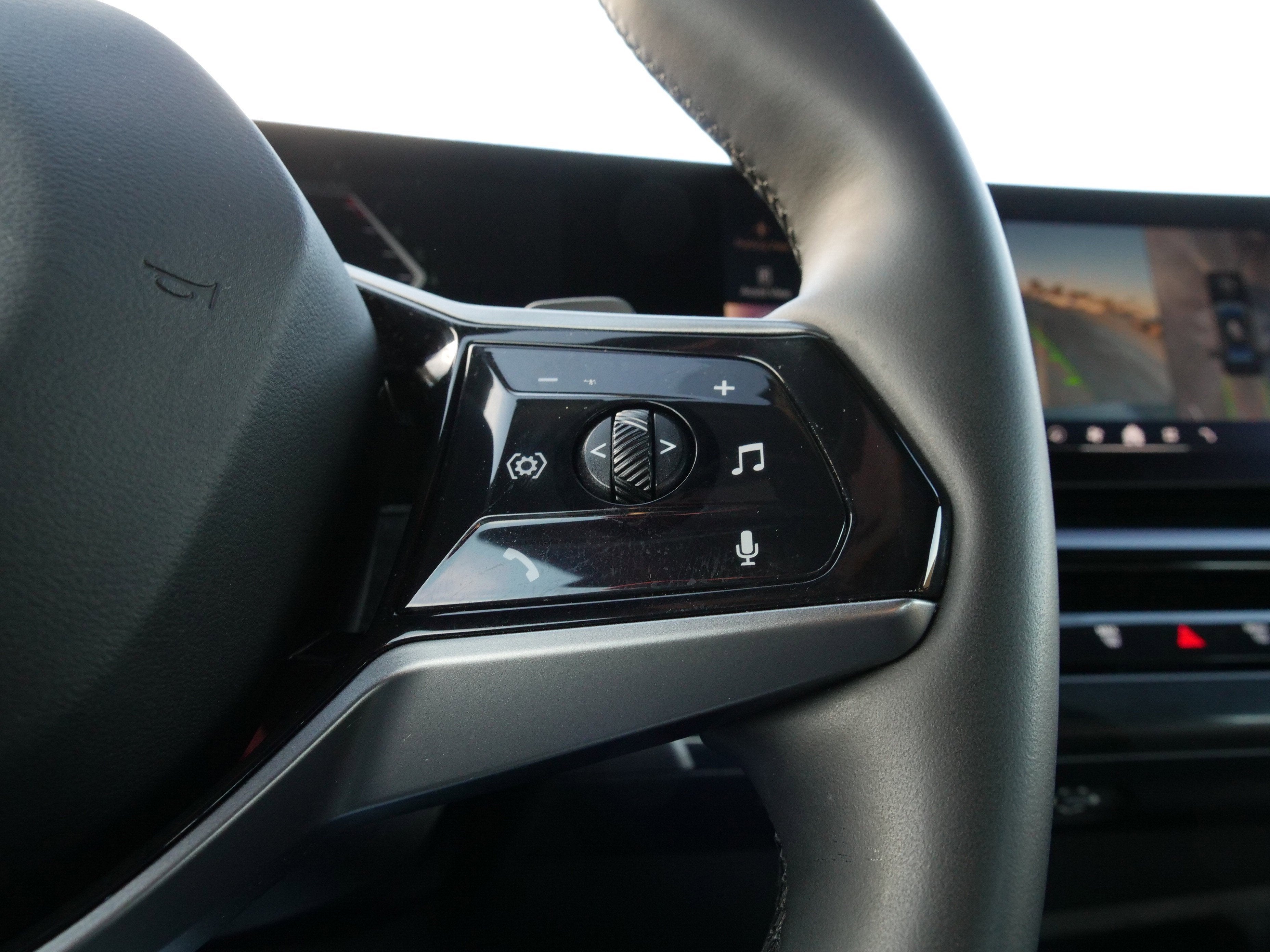 2024 BMW 5 Series 530i