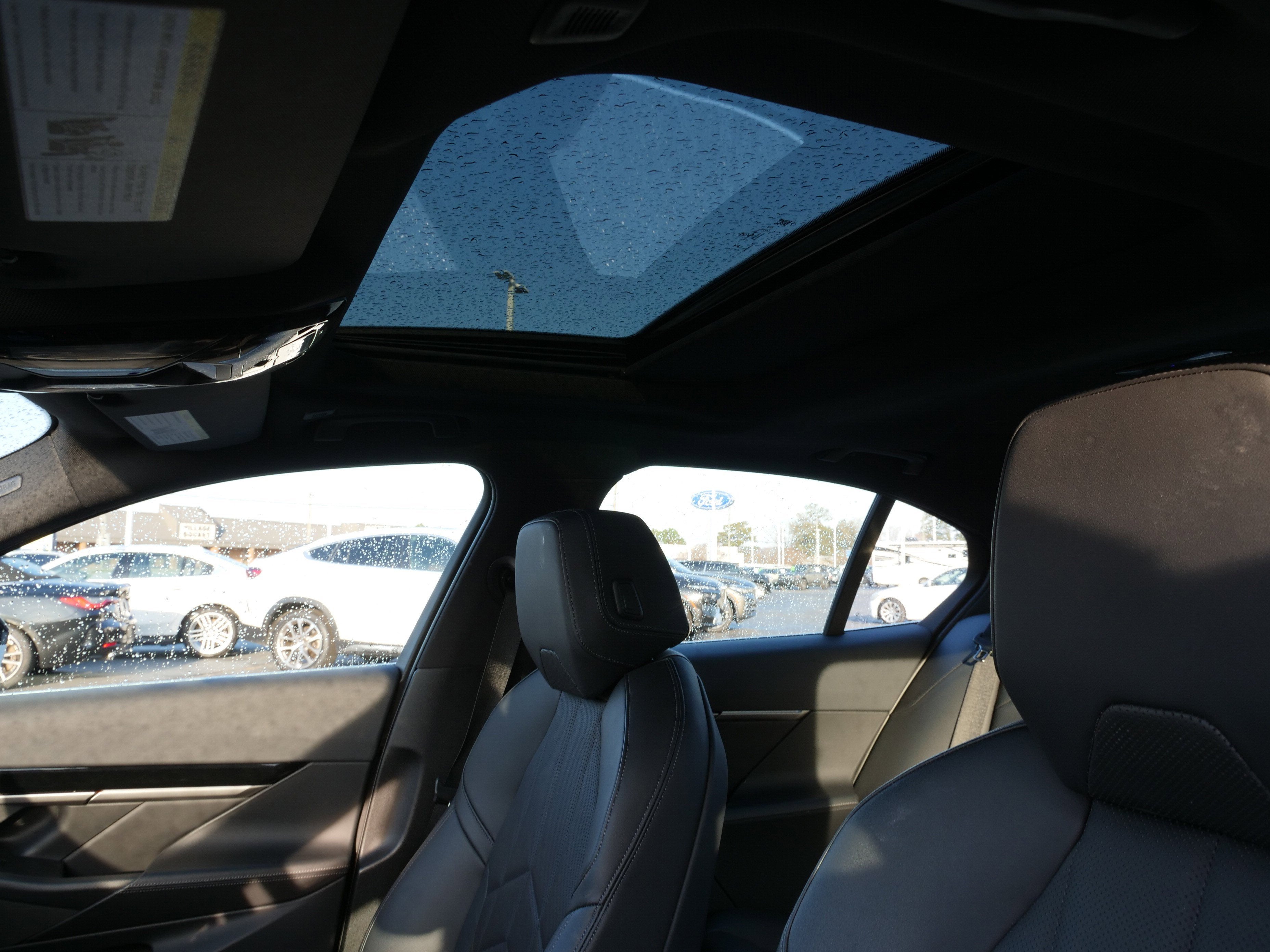 2024 BMW 5 Series 530i