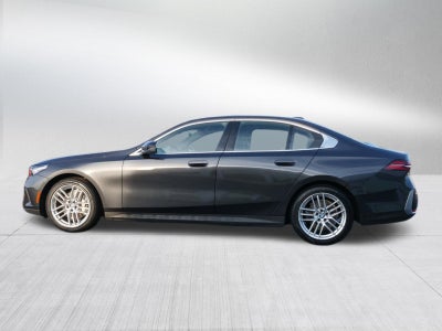 2024 BMW 5 Series 530i