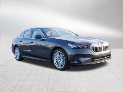 2024 BMW 5 Series 530i