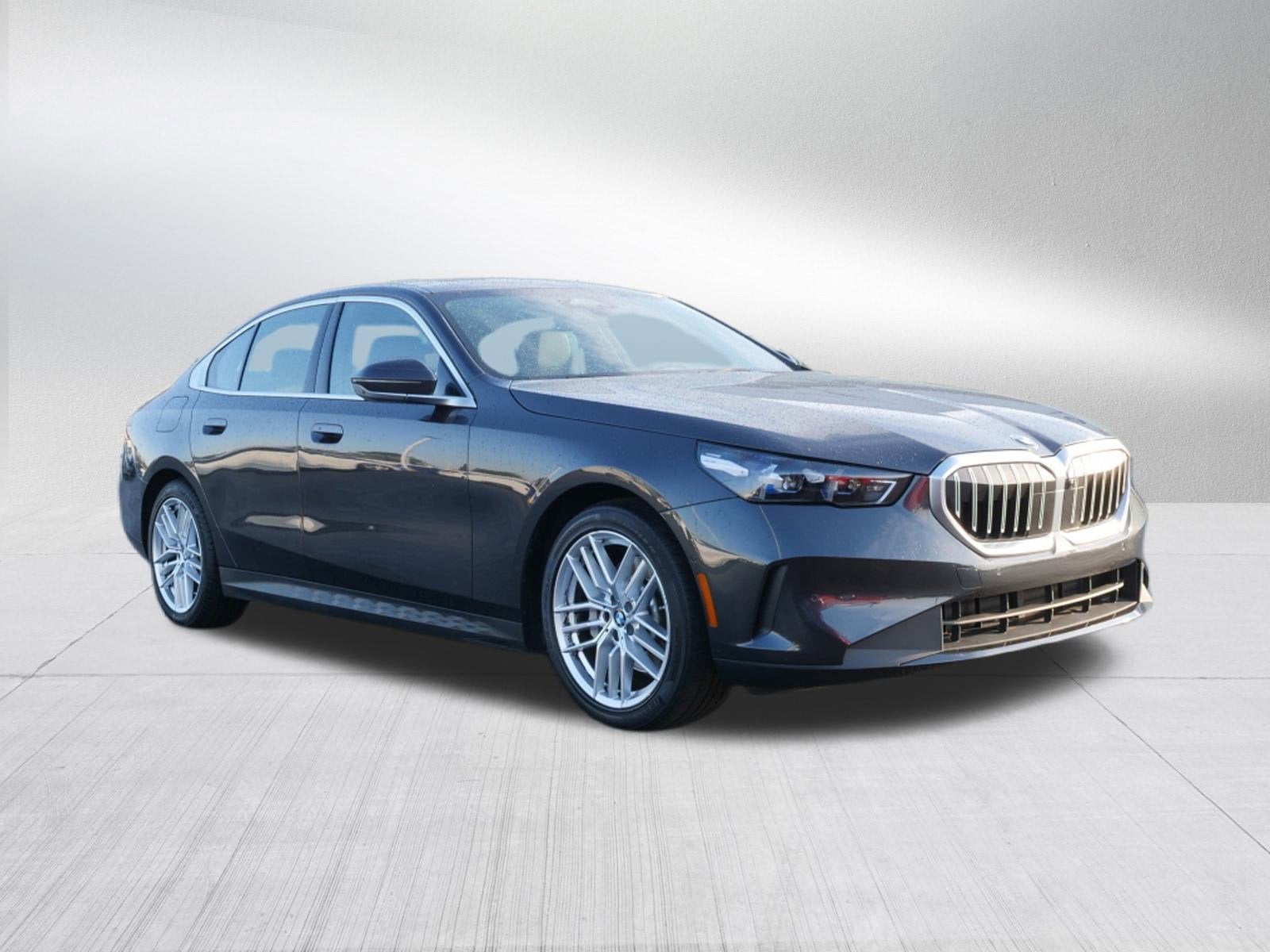 2024 BMW 5 Series 530i