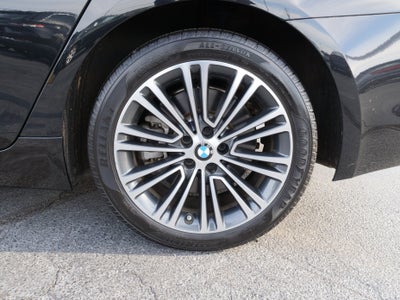 2019 BMW 5 Series 540i