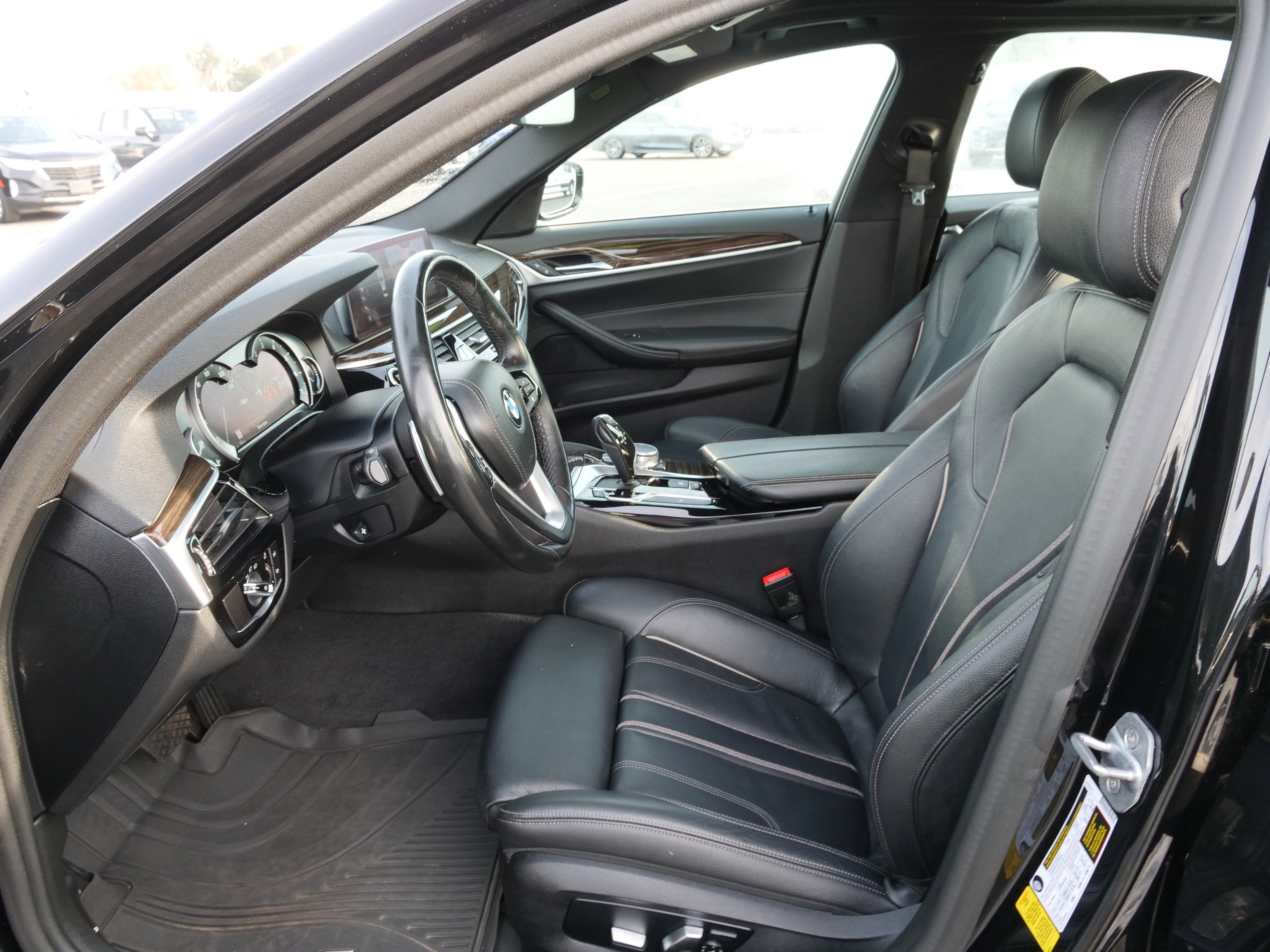 2019 BMW 5 Series 540i