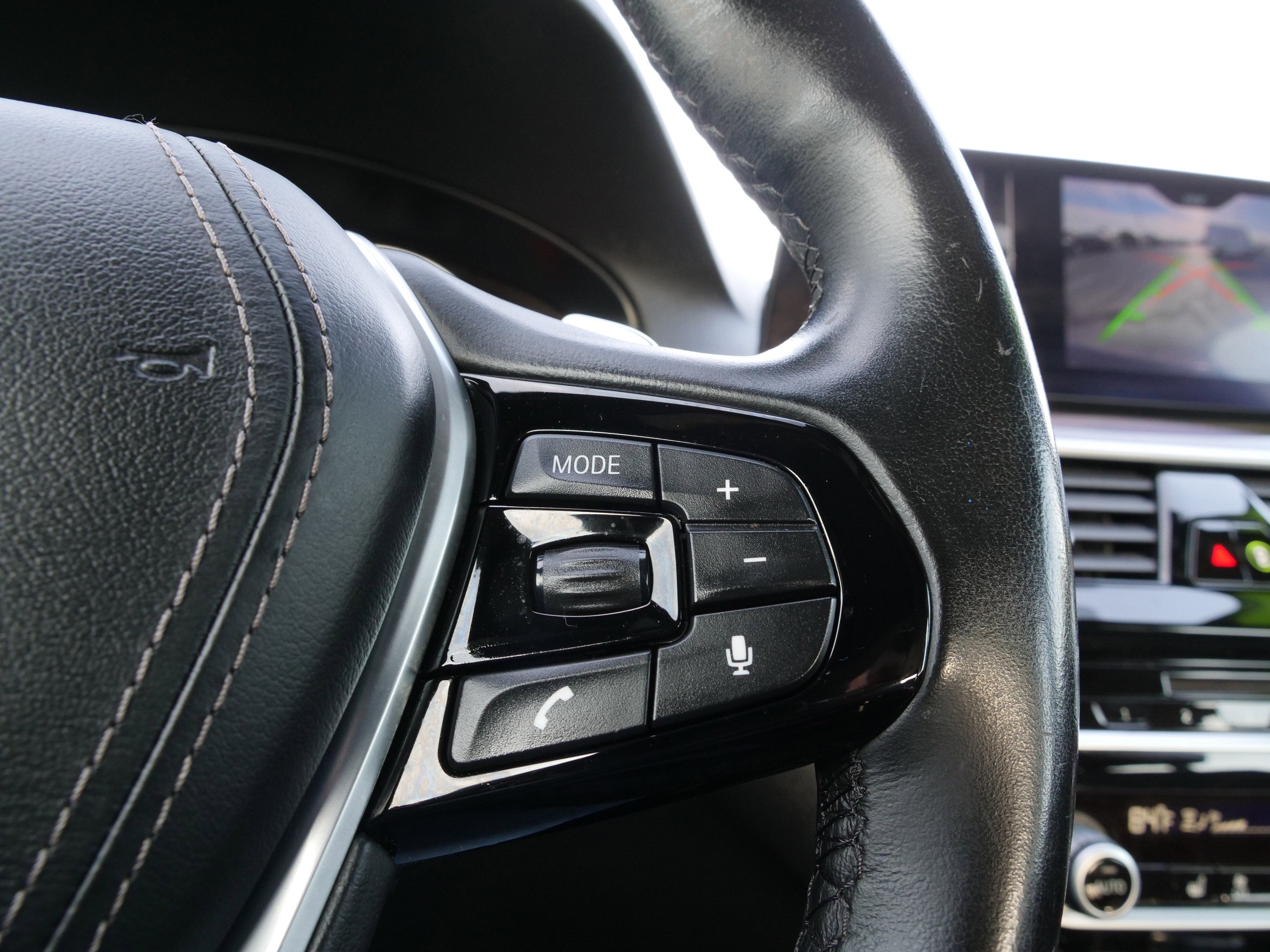 2019 BMW 5 Series 540i