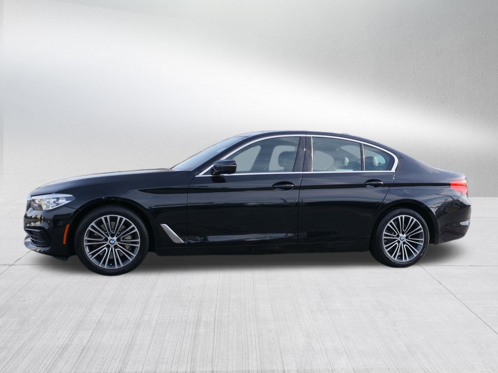 2019 BMW 5 Series 540i