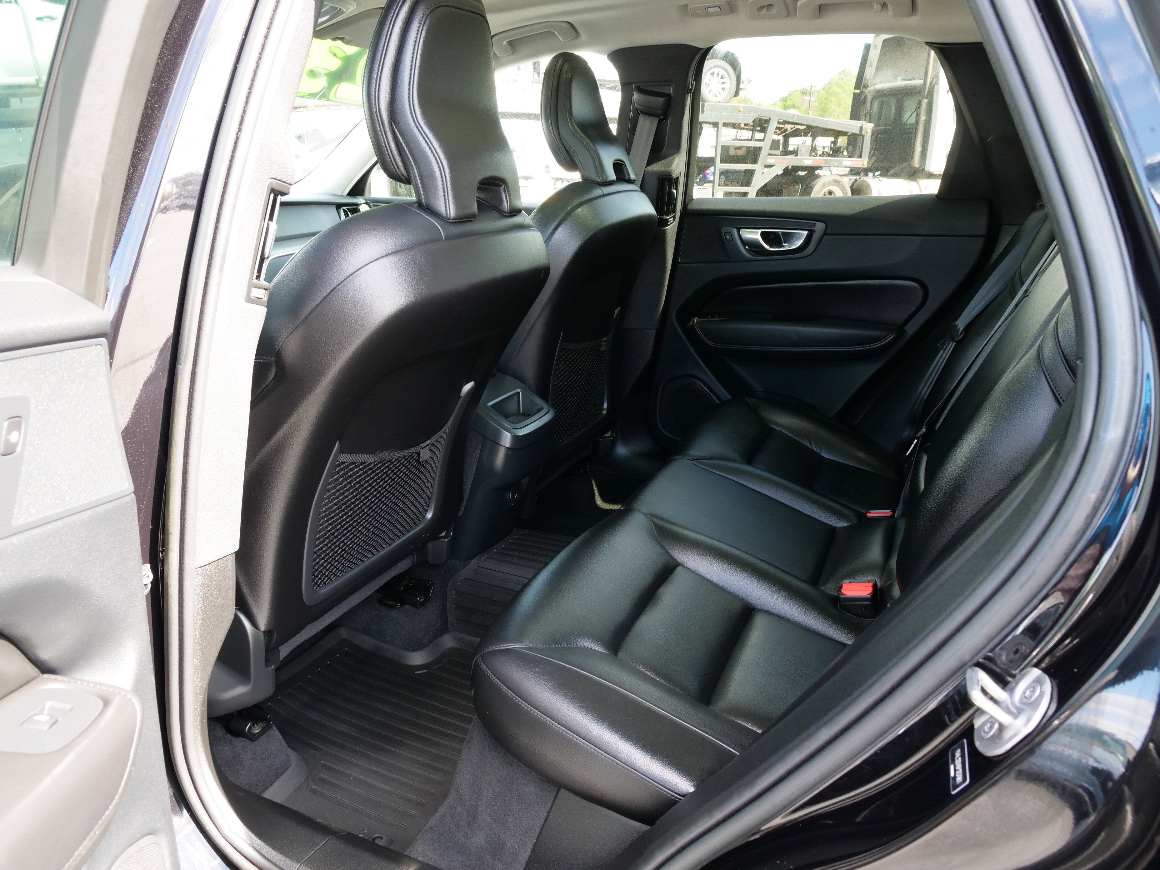 2023 Volvo XC60 Core