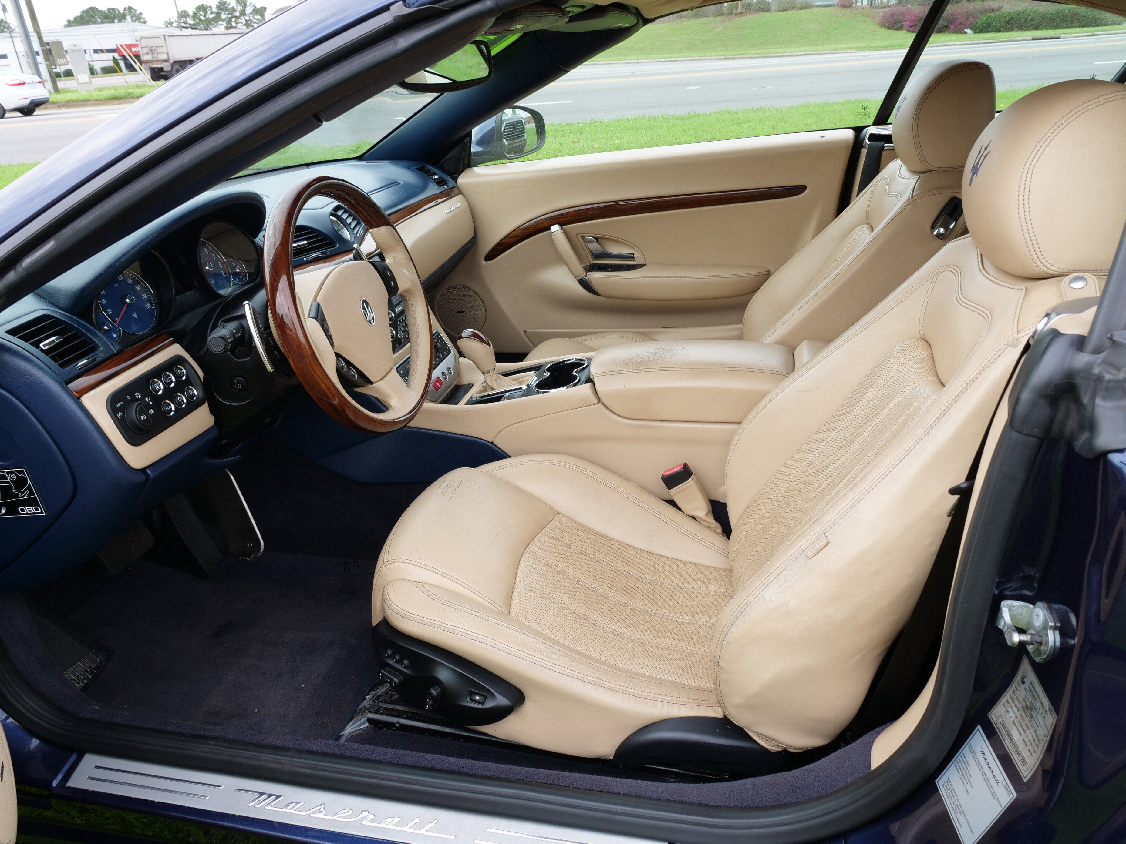 2013 Maserati GranTurismo Convertible 2dr Conv GranTurismo